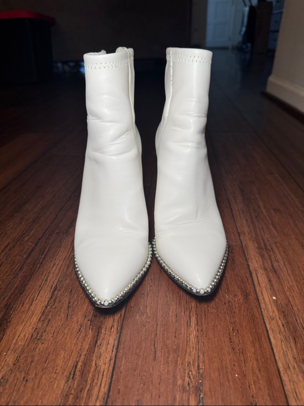 👑👑👑BCBGeneration White Pointed Toe Rhinestone-Trim Ankle Boots READ DESC